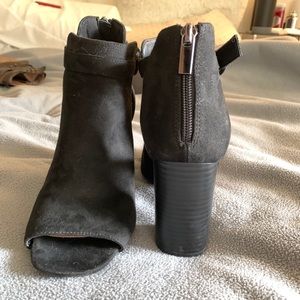Black open toe booties! Worn 2-3 times. Like new.
